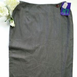 Fabulous women's gray skirt wrap around size 14